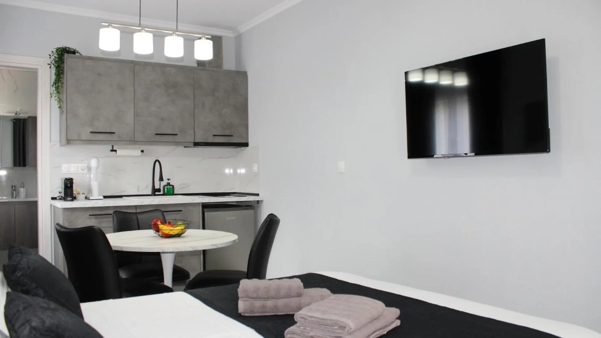 ניקיטי Comfy Apartments Center 0*,  יוון