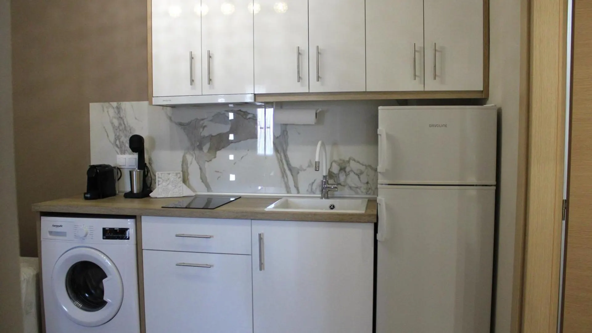 ניקיטי Comfy Apartments Center 0*,  יוון
