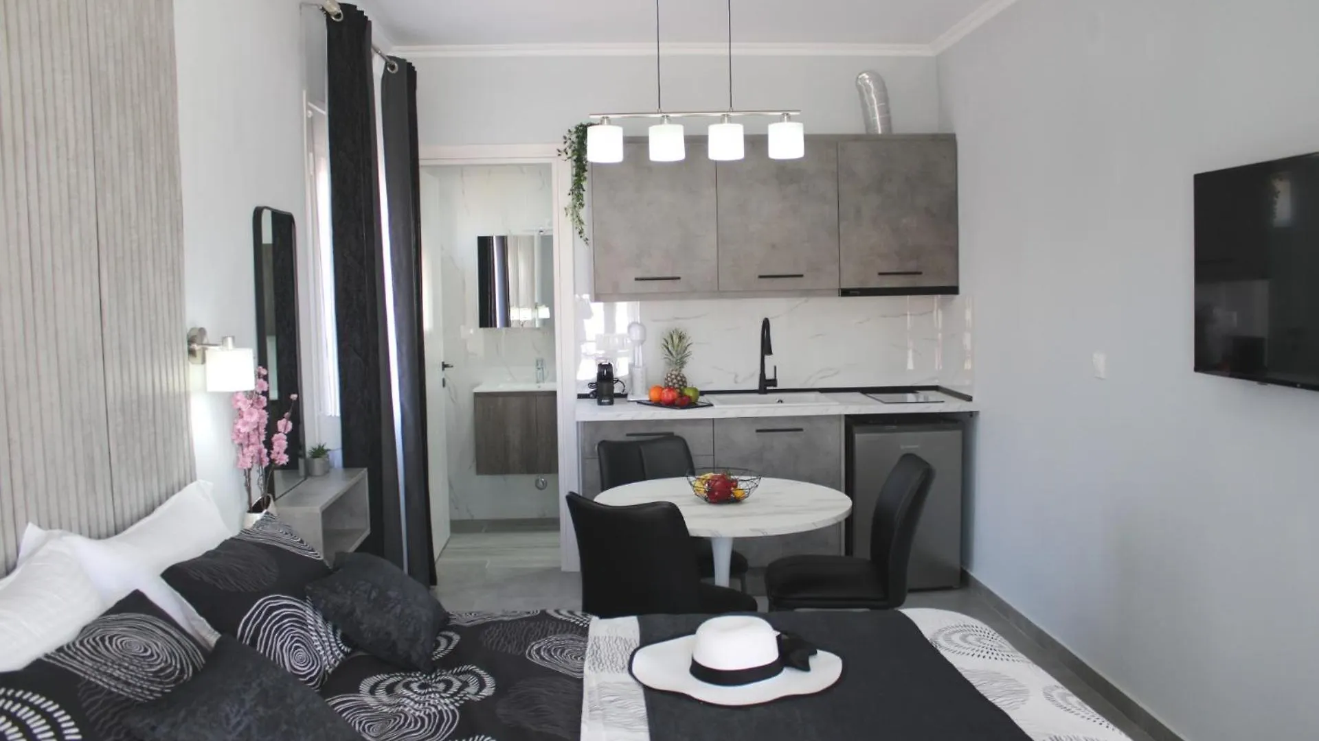 Comfy Apartments Center Νικήτη