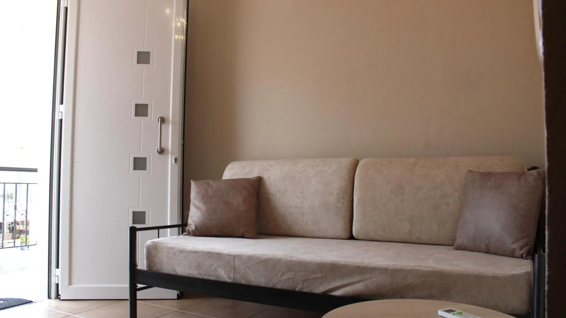 Comfy Apartments Center Νικήτη