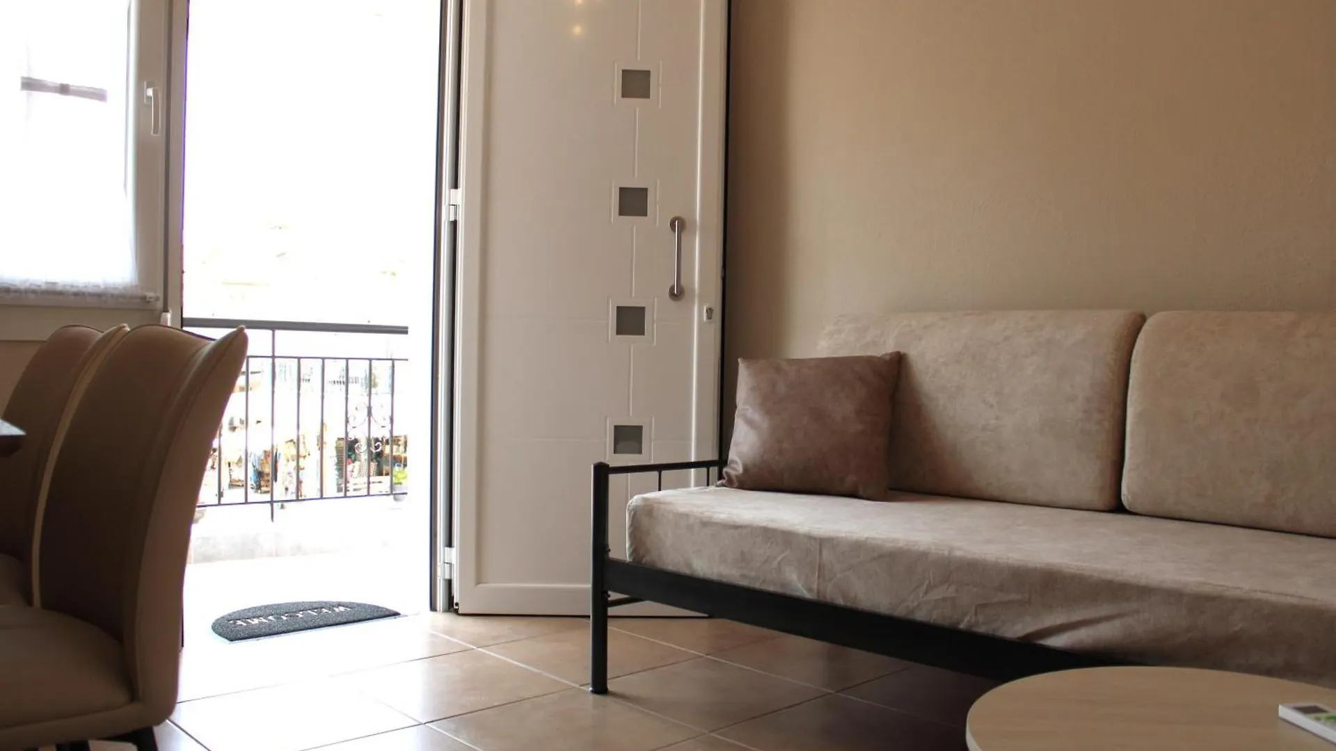 Comfy Apartments Center Νικήτη