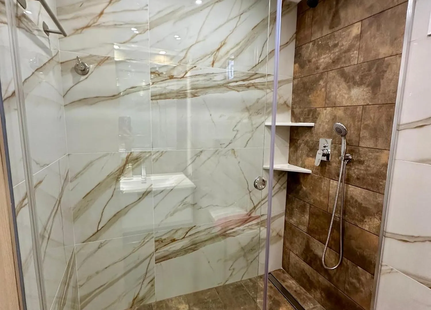 Comfy Apartments Center Νικήτη